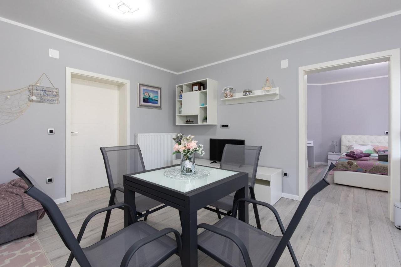 Apartment Odore Di Mare With Beautiful Garden คิร์ก ภายนอก รูปภาพ