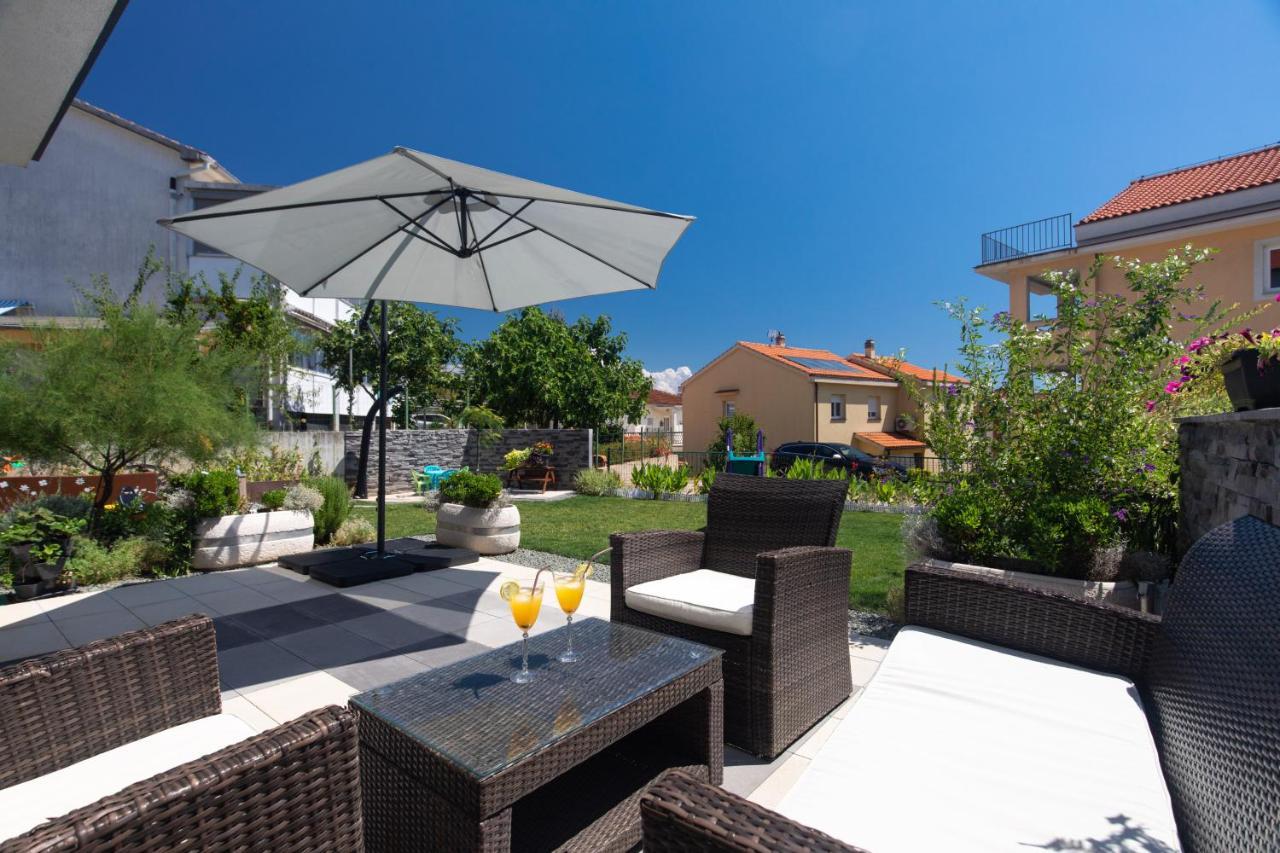 Apartment Odore Di Mare With Beautiful Garden คิร์ก ภายนอก รูปภาพ